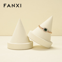 J008 Modern Innovation Design Cone Shape Bangle Bracelet Chain Jewelry Bracelet Holder Display Stand