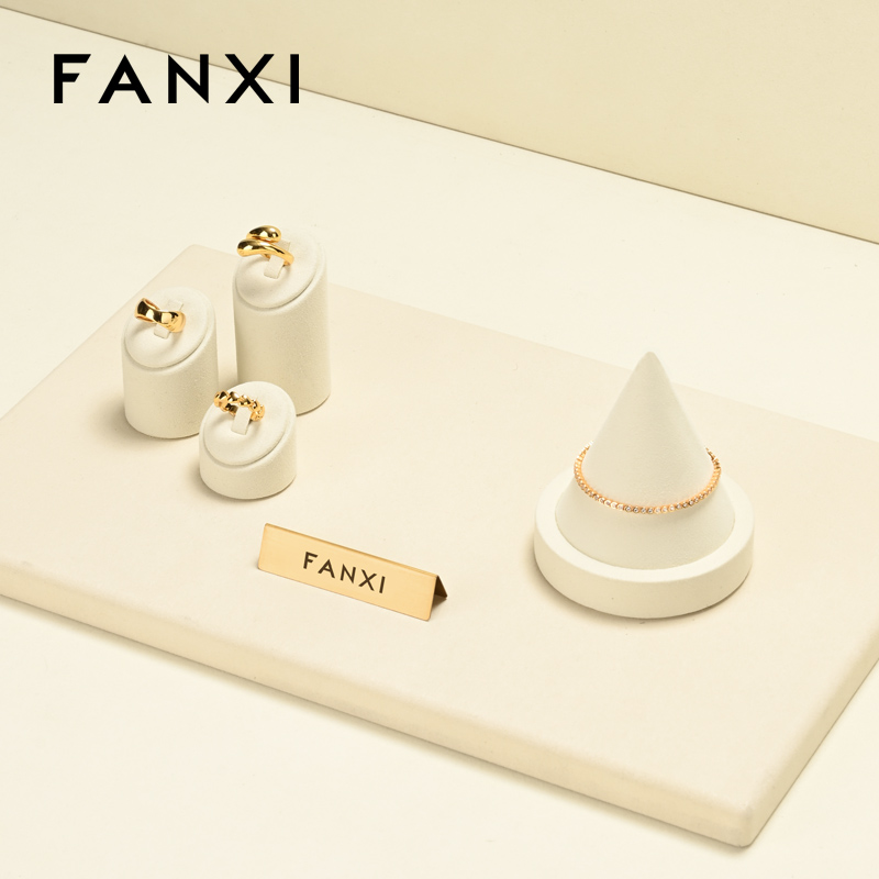 J008 Modern Innovation Design Cone Shape Bangle Bracelet Chain Jewelry Bracelet Holder Display Stand
