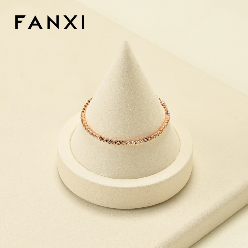 J008 Modern Innovation Design Cone Shape Bangle Bracelet Chain Jewelry Bracelet Holder Display Stand