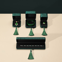H122 Advanced New Chinese Jewelry Display Prop Jade Ring Necklace Bracelet Brocade Silk Jewelry Box