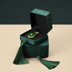 H122 Advanced New Chinese Jewelry Display Prop Jade Ring Necklace Bracelet Brocade Silk Jewelry Box