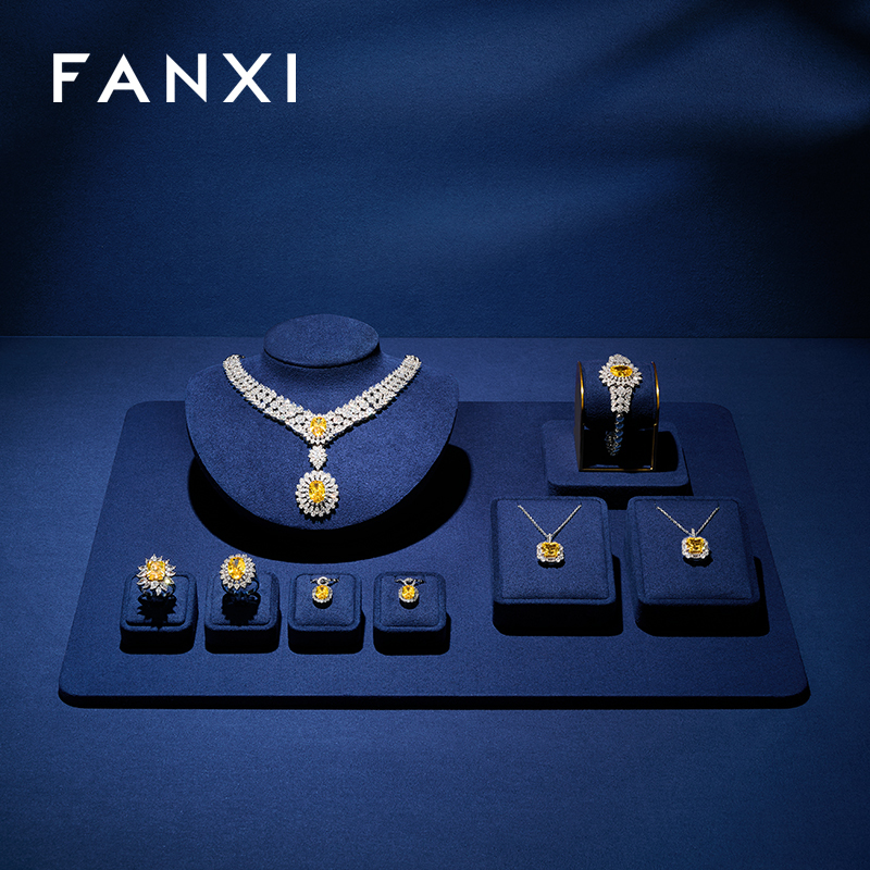 TT594 Microfiber Jewelry Combination Set Luxury Ring Necklace Earring Bracelet Display Set