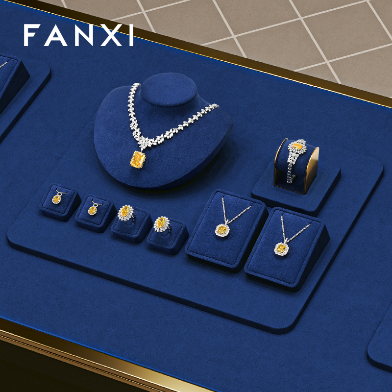 TT594 Microfiber Jewelry Combination Set Luxury Ring Necklace Earring Bracelet Display Set