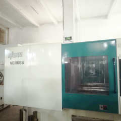 MD280S-IV Niigata injection molding machine