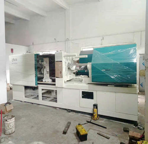 MD350S-IV Niigata injection molding machine