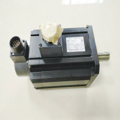 450T MGMA732C2HA Ser no. 13090003N 200V/62.9A 66.7HZ