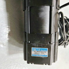 TS4514N3036E200 servo motor