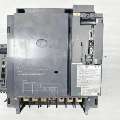 MR-J3-22KB-RN015 AC SERVO MITSUBISHI