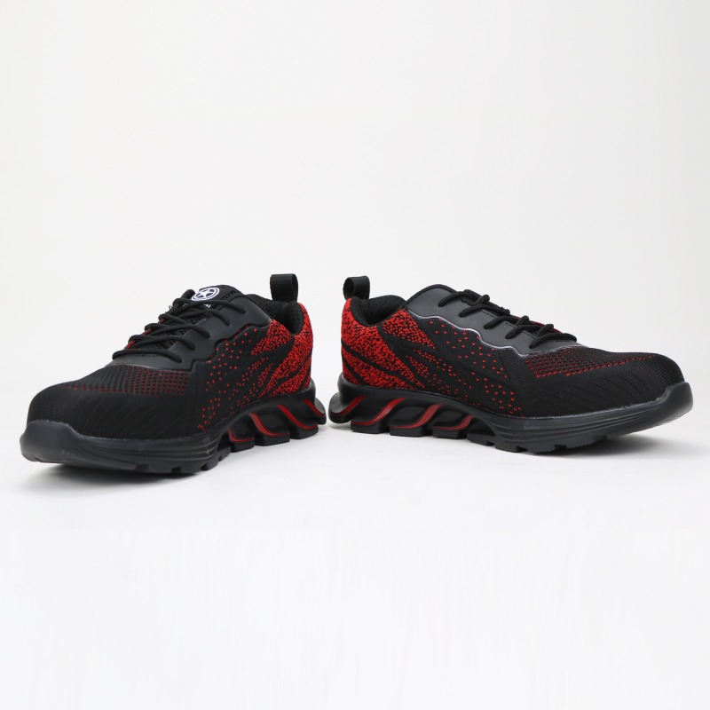 Spots Style Fly Knit Fabric Lightweight Breathable Safety Shoes