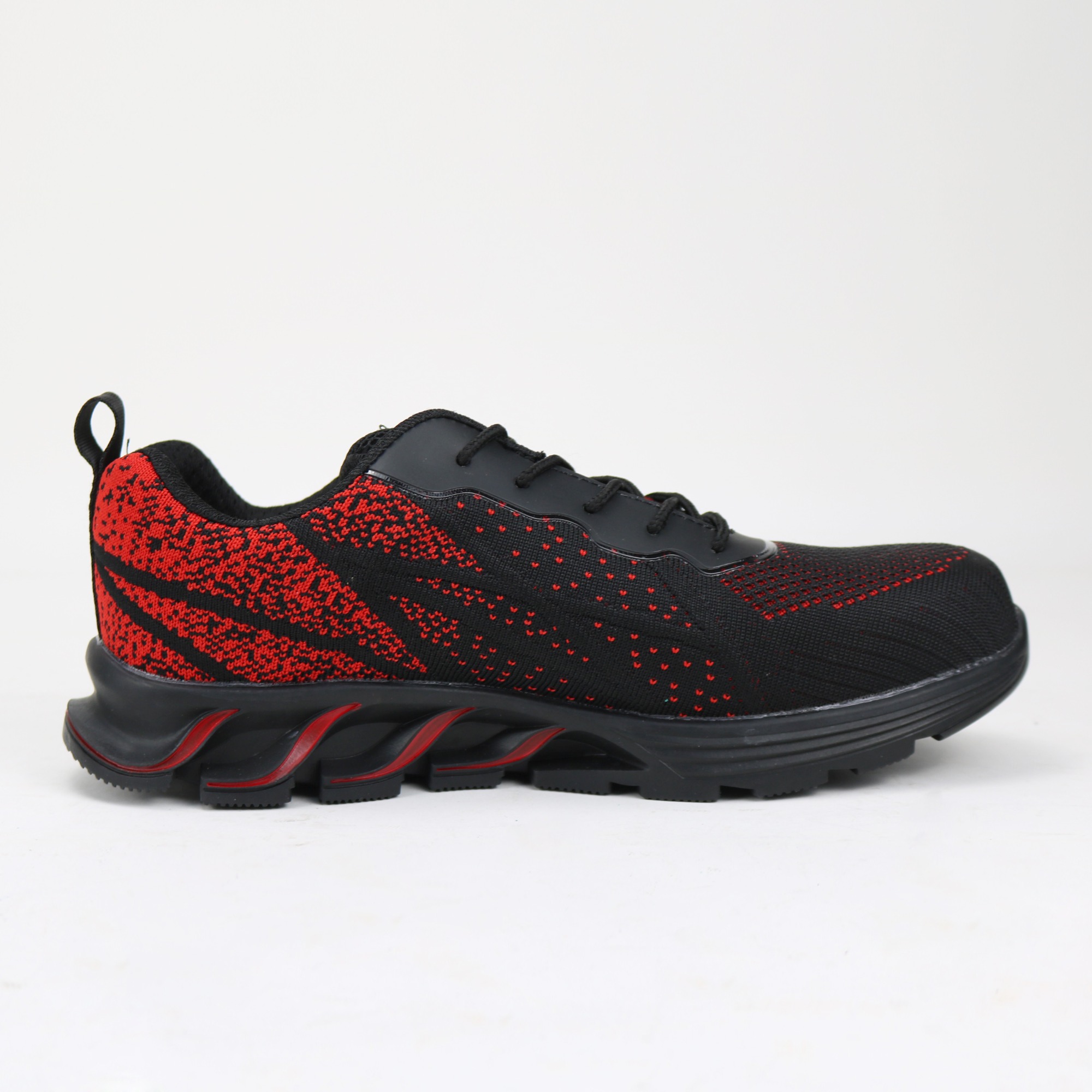 Spots Style Fly Knit Fabric Lightweight Breathable Safety Shoes