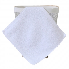 Hot And Cold Airline Towel In Tray With Plastic Tong