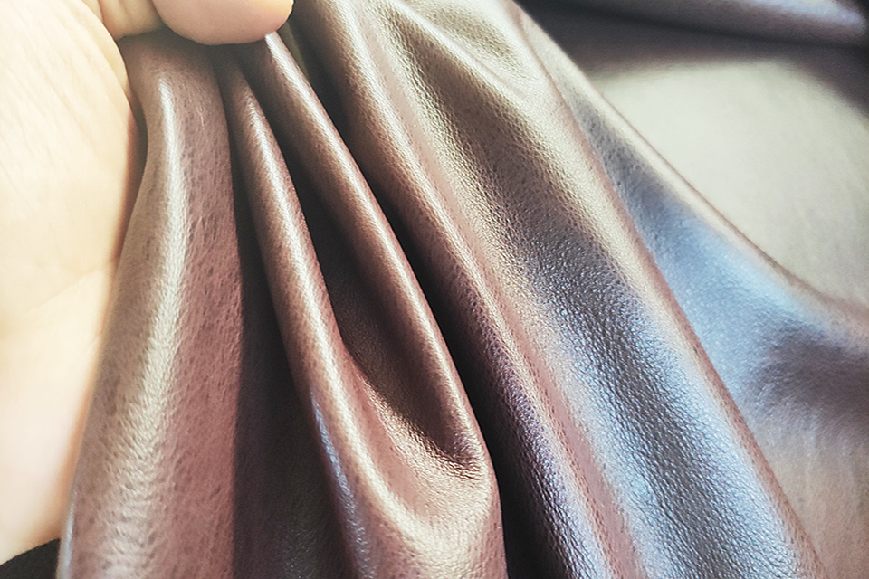 Ecofriendly Cowhides with hair on and Cow leathers,sheep skins