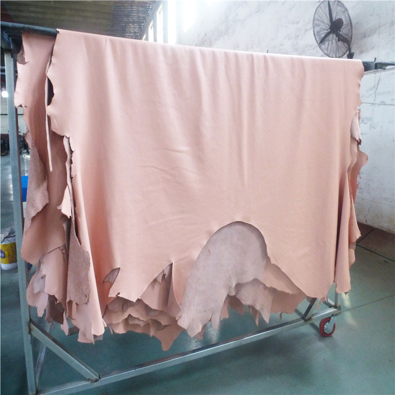 Full-grain Eco-friendly first layer Lychee embossed cow leather