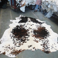 Wholesale Eco-friendly tricolor speckled cowhides