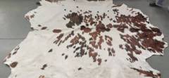 Wholesale Eco-friendly tricolor speckled cowhides