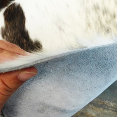 Wholesale Eco-friendly tricolor speckled cowhides
