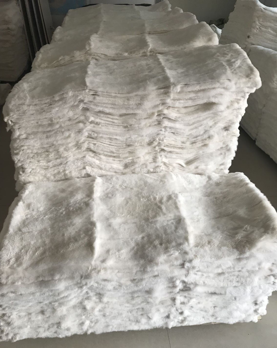 Wholesale nature rex rabbit skin plate