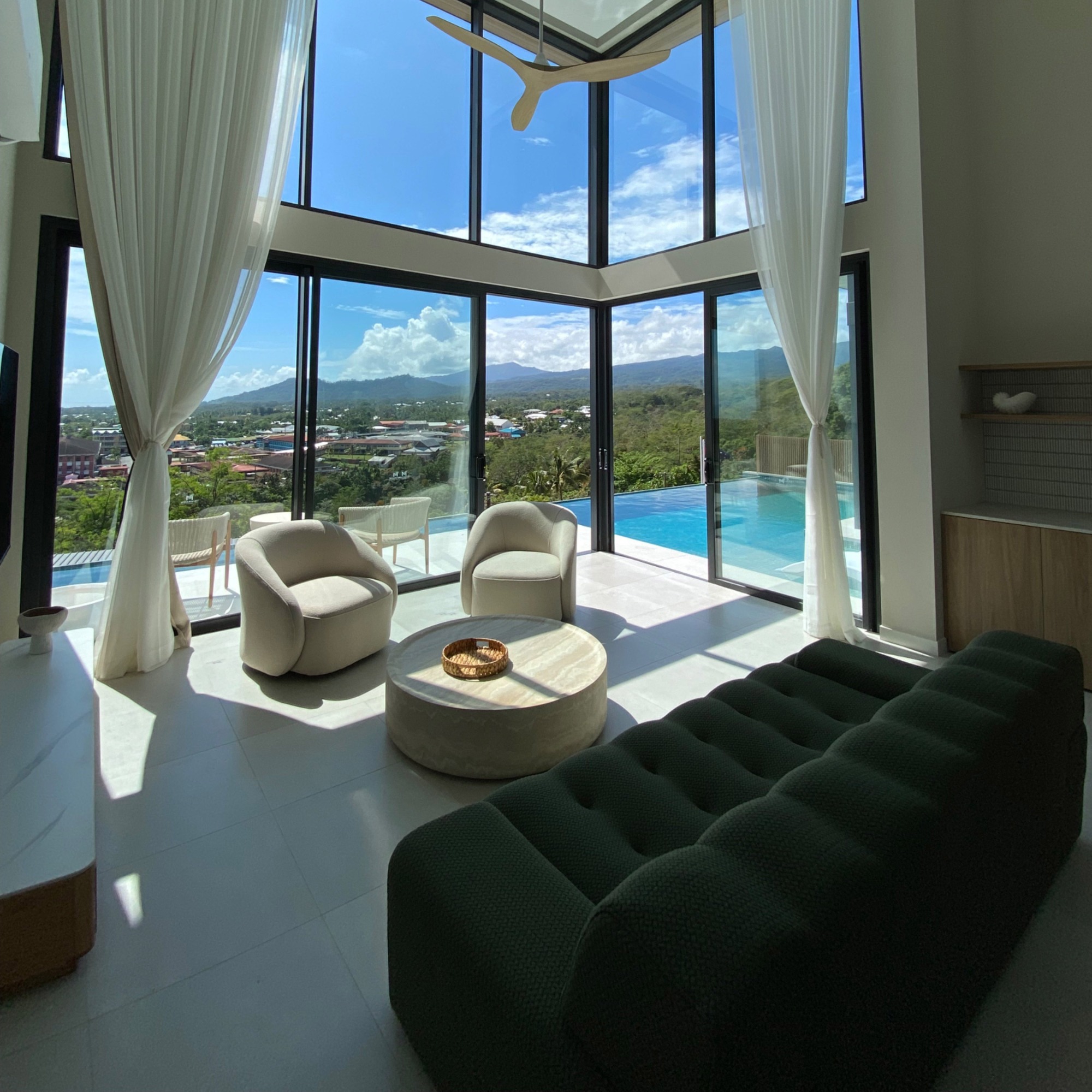 Luxury Resort Villas in Byron Bay, Australia