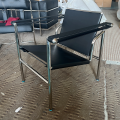 Mid-Century Leather Guest Room Chair-8016