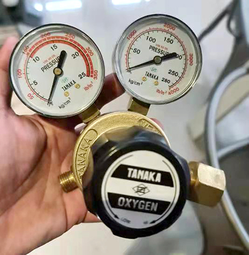 Tanakaa Type Brass Oxygen Gas High Pressure Regulator With Pressure Gauge
