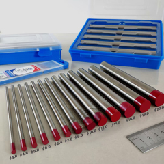 High Quality WT20 2% Thoriated Tungsten Tungsten Welding Electrode for Tig Welding with Blue Box Packing