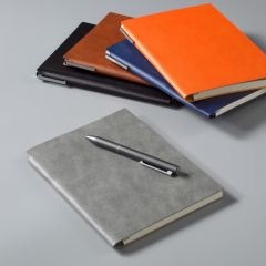 Pen insertion type soft leather notebook