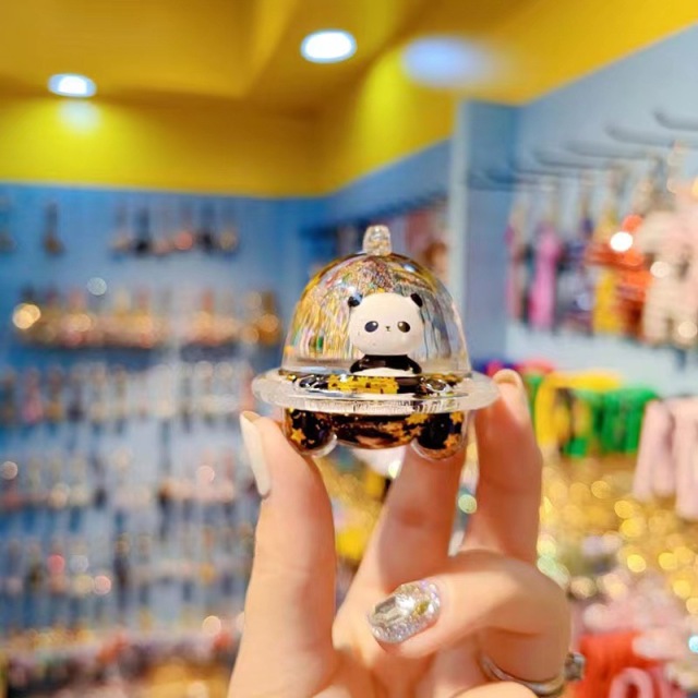 Transparent black oil floating panda keychain female cute fashion exquisite bag hanging decoration car key chain pendant