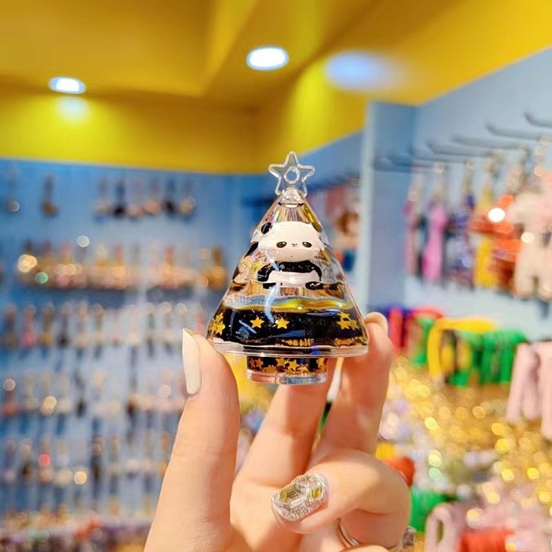 Transparent black oil floating panda keychain female cute fashion exquisite bag hanging decoration car key chain pendant