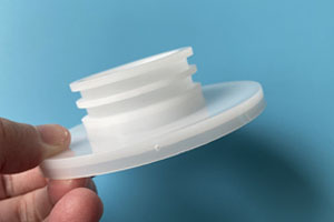 222 端盖的历史是什么