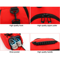 Double-duty of Duffel Travel Bag & Backpack