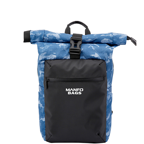 Daily backpack with expansion function