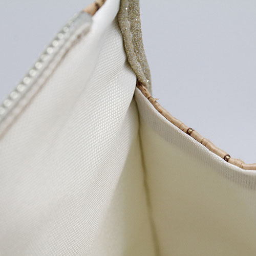 Cosmetic bag with wood grain pattern