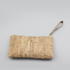 Cosmetic bag with wood grain pattern