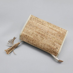 Cosmetic bag with wood grain pattern