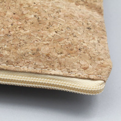 Cosmetic bag with wood grain pattern