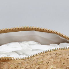 Cosmetic bag with wood grain pattern