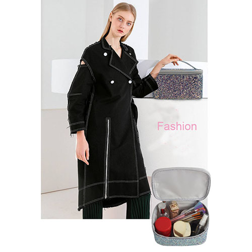 Cosmetic Bag with four-piece suit