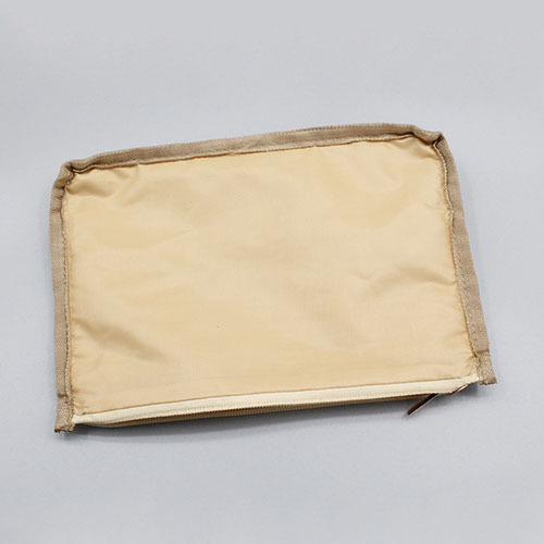 Cosmetic bag with wood grain pattern