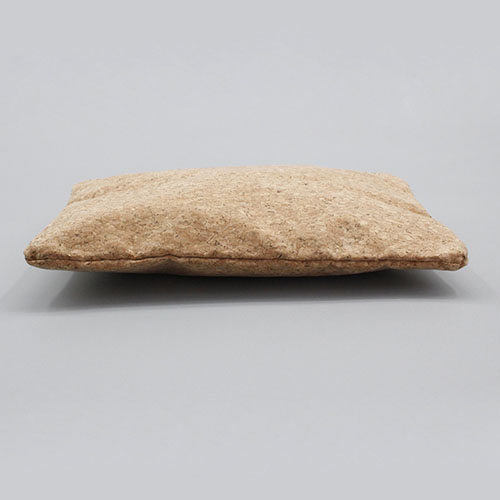 Cosmetic bag with wood grain pattern