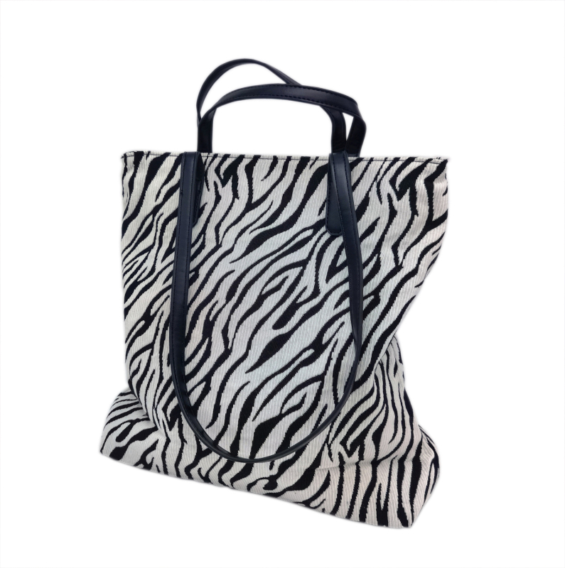 Fabric Animal Pattern Embroidery Shoulder Bag