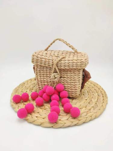 Hand Woven Natural Water Hyacinth Mat for Shop Decoration
