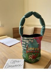 Light Foam Strap Bucket Bag Handbag