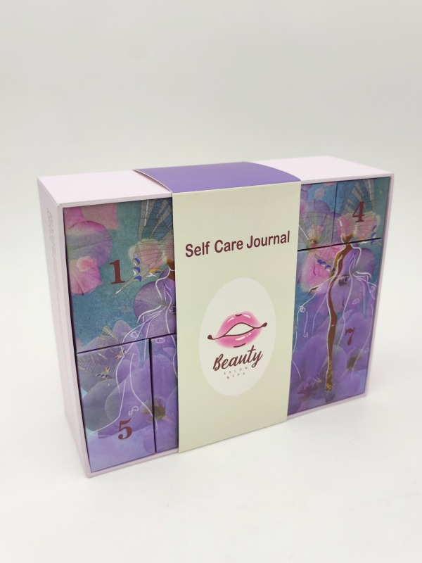 Chic Skin Care Gift Box with Makeup Sponge and Sun Catcher