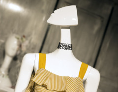 Unique Pointed Head White Lady Mannequin Model with Long Neck