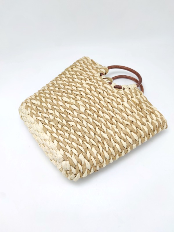 Light Beige and Brown Paper Straw Shoulder Bag with Wooden Handle
