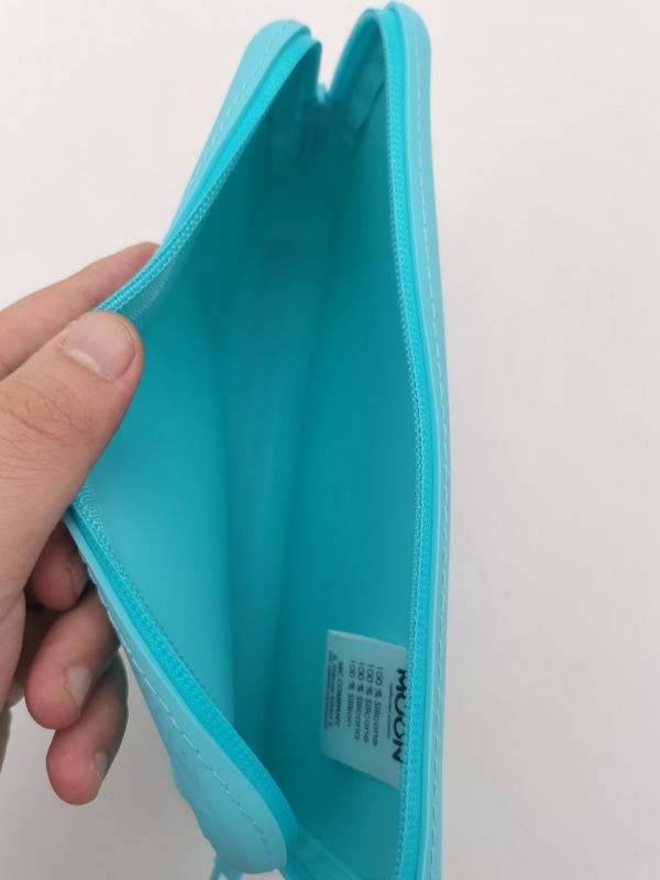 Custom Branding Emboosed Logo Colorful Waterproof Silicone Beach Bag