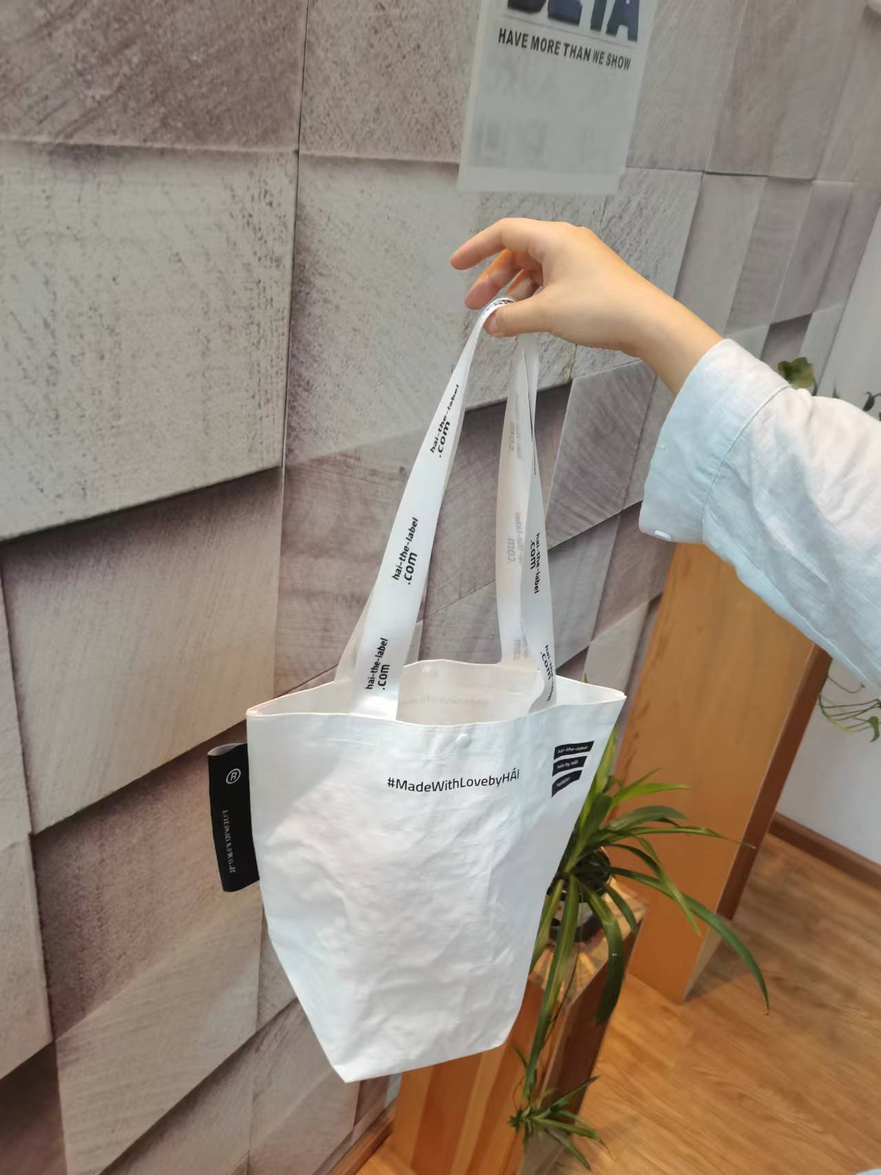Small Fashion Reusable Waterproof Transparent PP Woven Women Shopping Bag