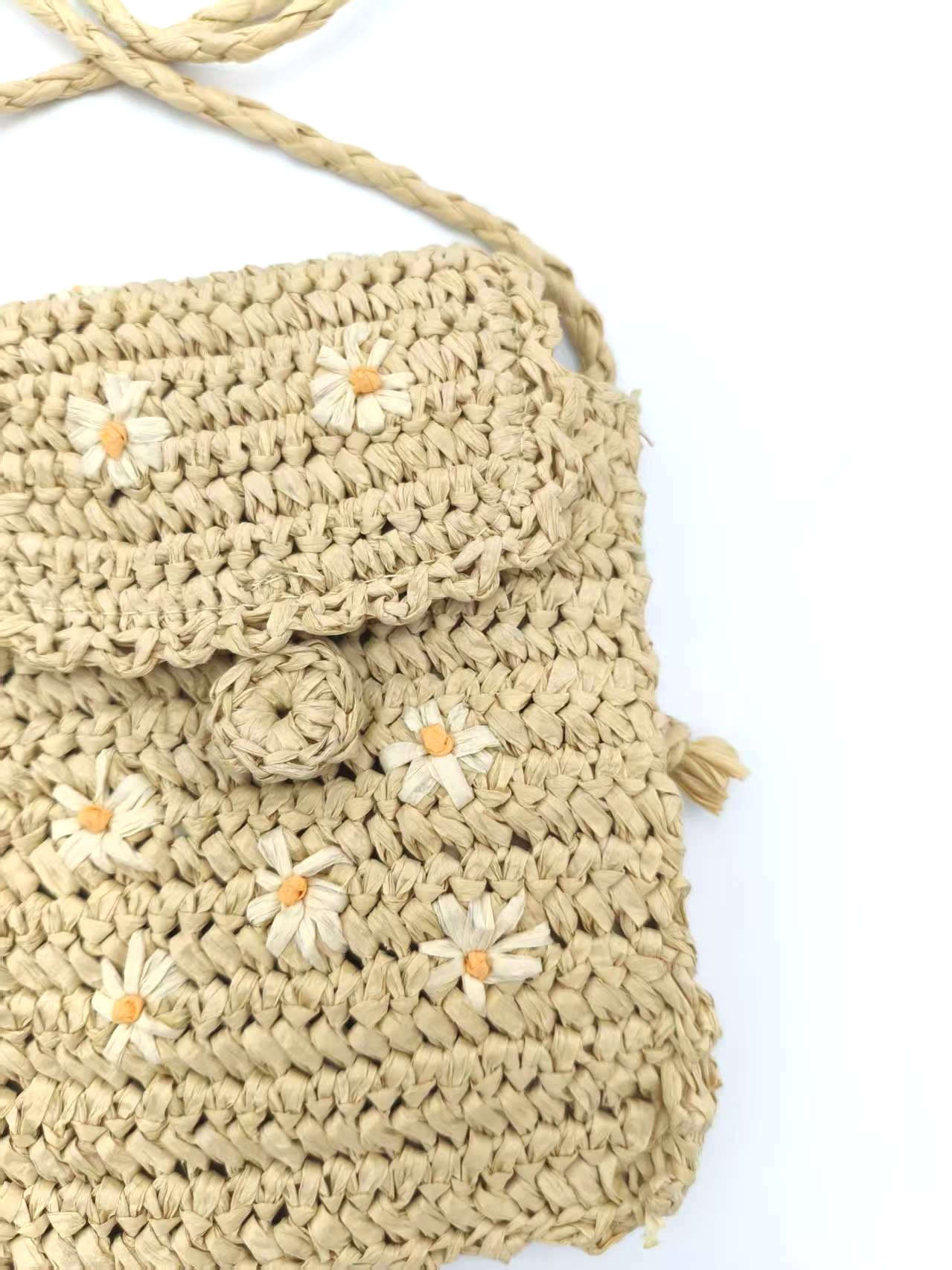 Flower Embroidered Phone Bag for Summer & Casual Wear Handcrafted Paper Straw Mini Crossbody Bag