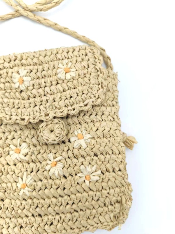 Flower Embroidered Phone Bag for Summer & Casual Wear Handcrafted Paper Straw Mini Crossbody Bag