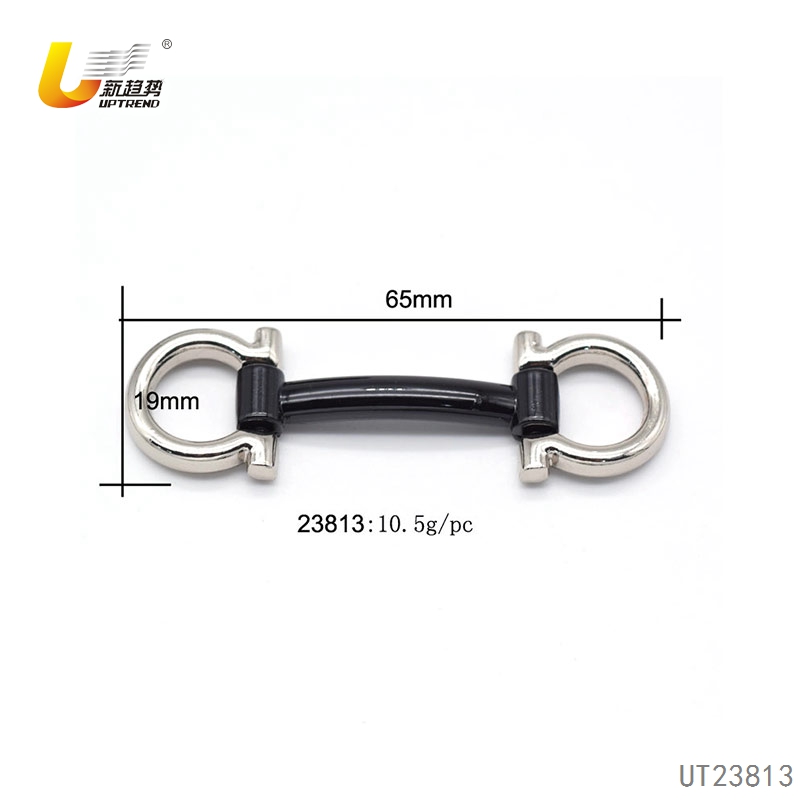 UT23813